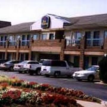 Days By Wyndham Glenwood-crabtree Hotel 2*