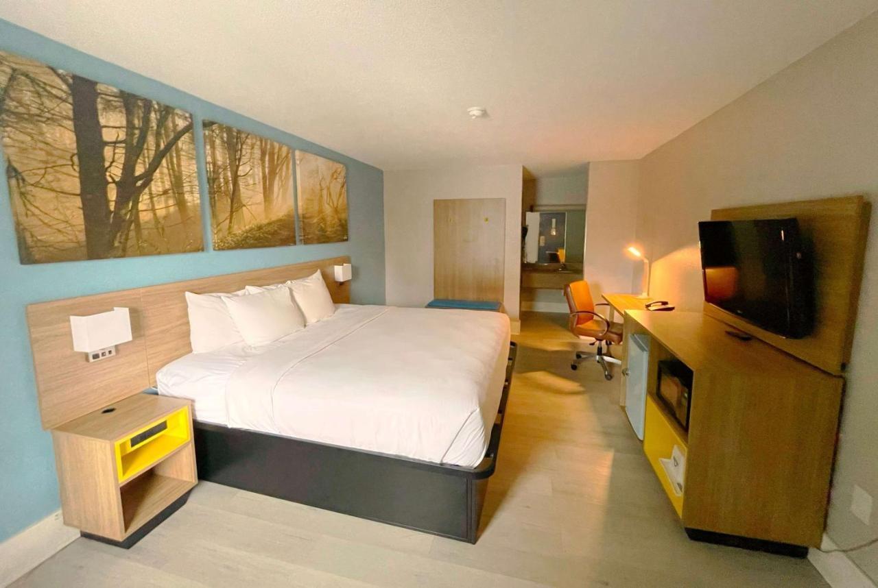 Hotel Days By Wyndham Glenwood-crabtree 2*
