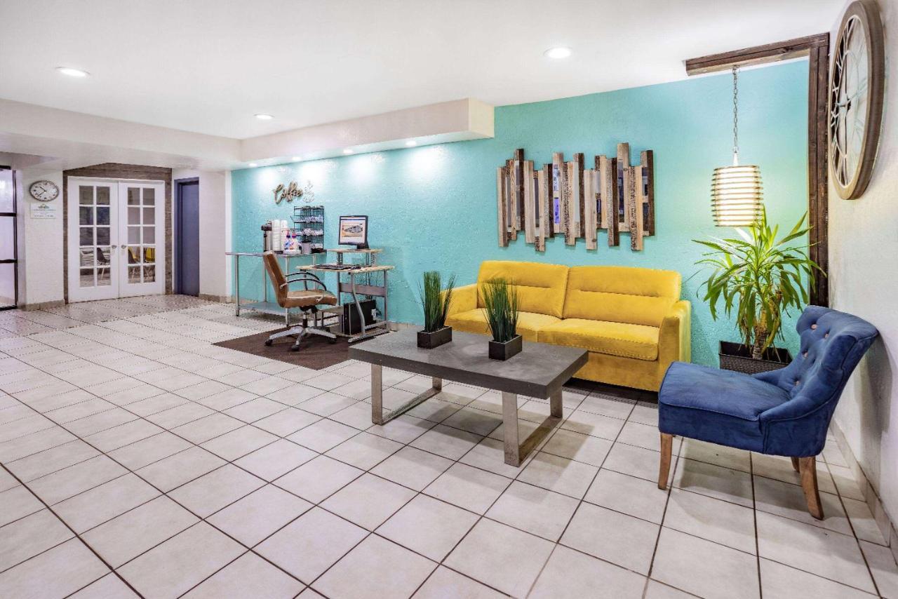 Hotel Days By Wyndham Glenwood-crabtree 2*